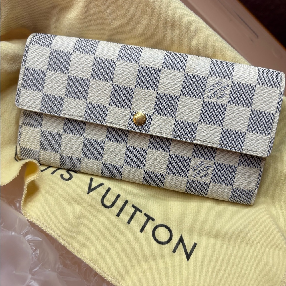 Louis Vuitton White and Gray Checkered Wallet